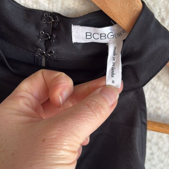 BCBGeneration Banded Halter Neck Tank‎ Top Womens Small Black - Picture 5 of 7